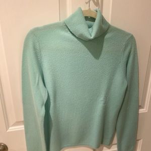 Cashmere turtleneck size M
